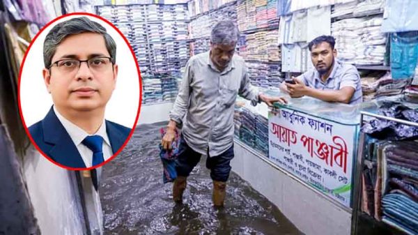 প্রথম ভারী বৃষ্টিতেই ডুবল চট্টগ্রাম - তবু ‘স্বাভাবিক’ বললেন প্রতিমন্ত্রী