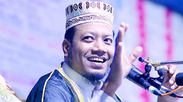 কুষ্টিয়া মেডিকেল কলেজ ইস্যুতে নতুন মোড় - নোটিশে আমির হামজা