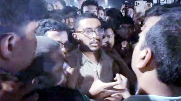 সংঘর্ষের রাতে নতুন বিতর্ক - ইস্যুতে সাদিককে ঘিরে উত্তেজনা